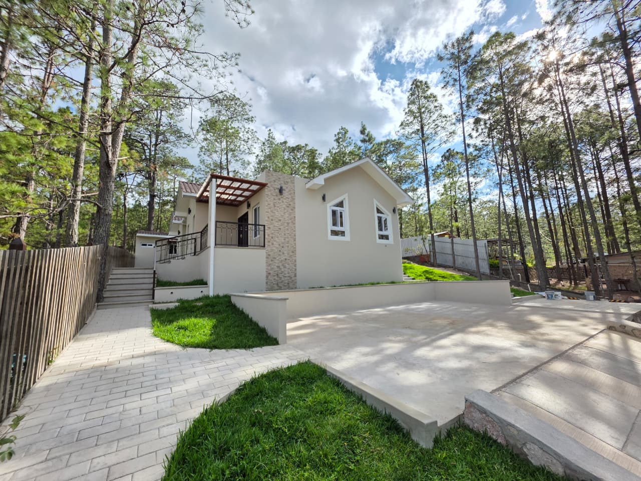 Venta de casa campestre en Valle de Ángeles