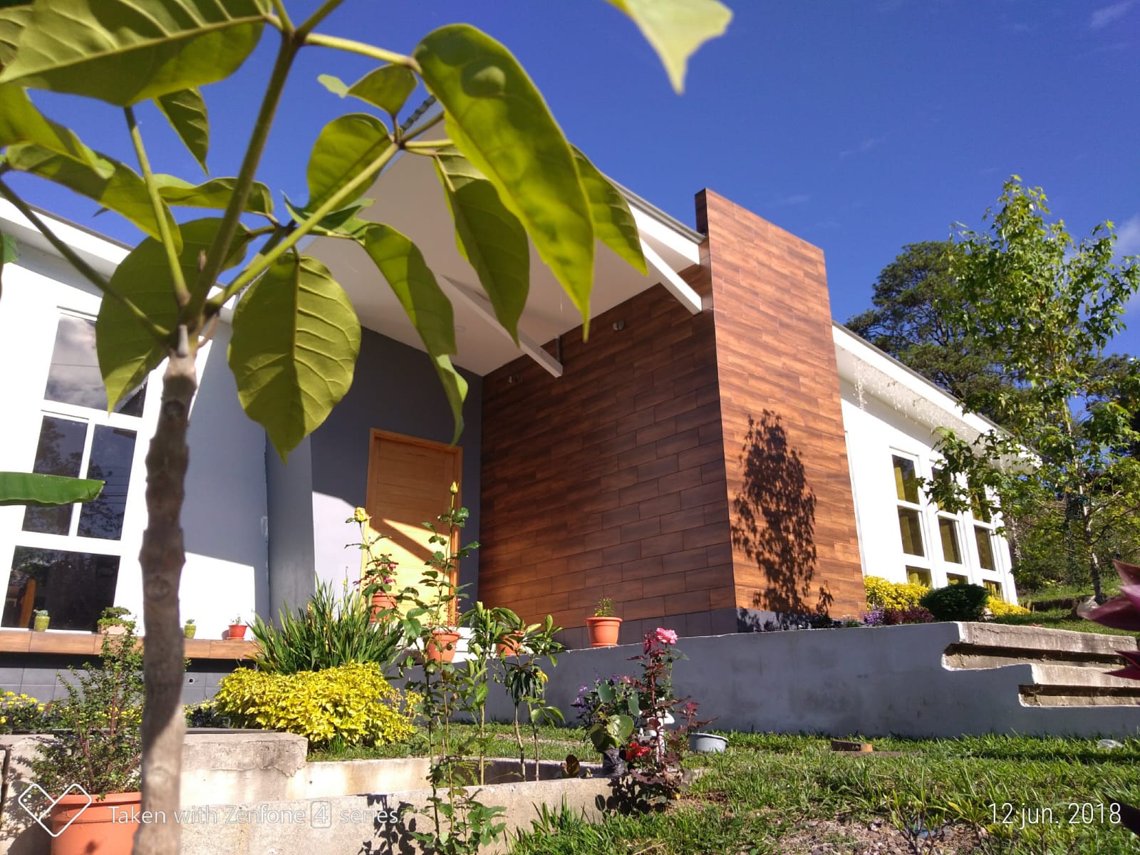 Venta de casa en Residencial Los Querubines, Valle de Ángeles