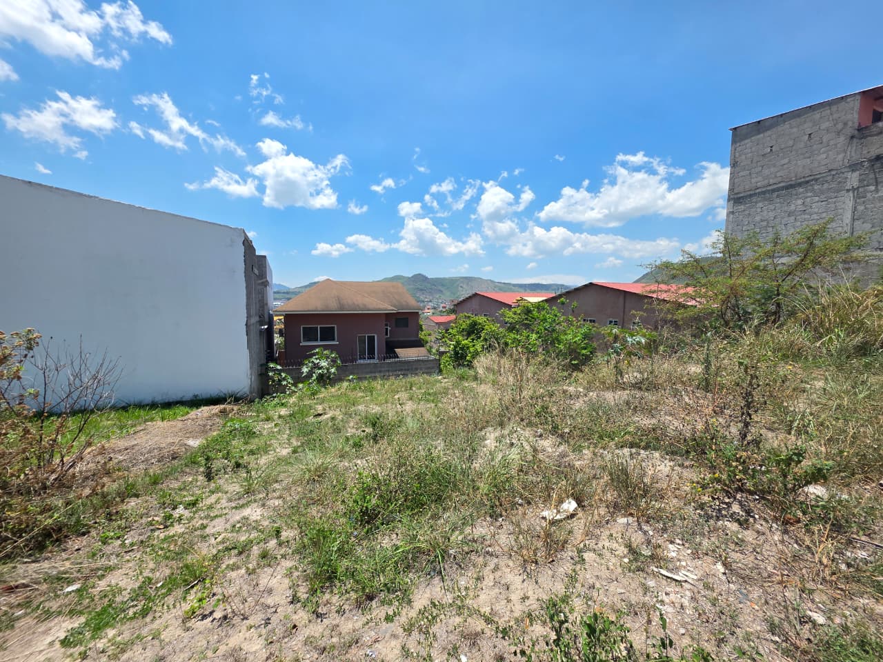 Venta de exclusivo terreno en Residencial Palma Real