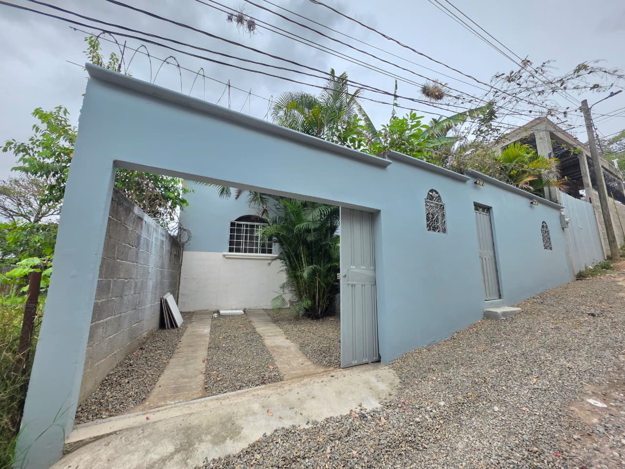 Venta de casa de un nivel en Colonia La Cañada, Tegucigalpa
