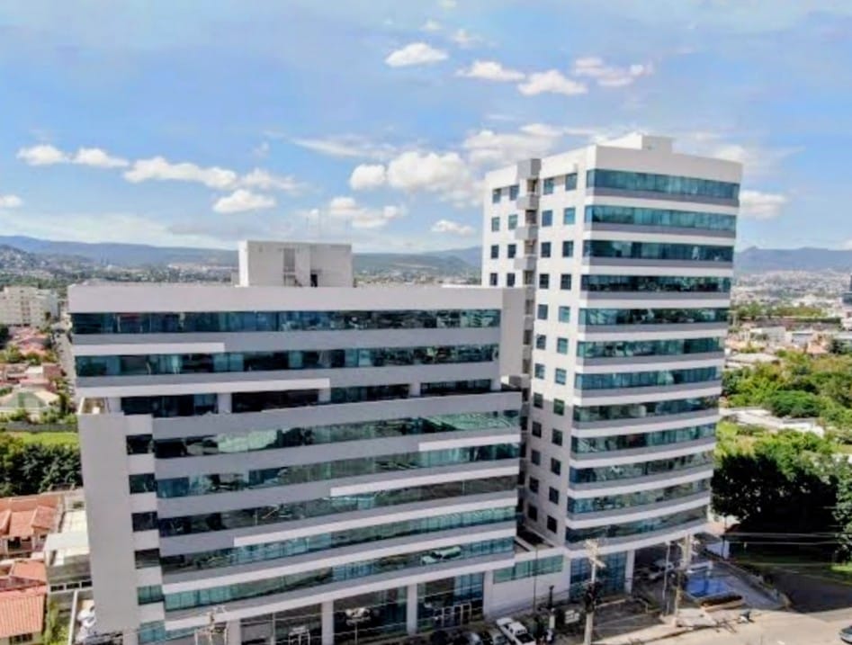 Oficina en Torre Alianza