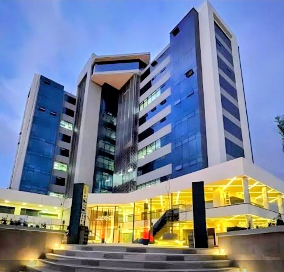 Oficina en Torre Xcala