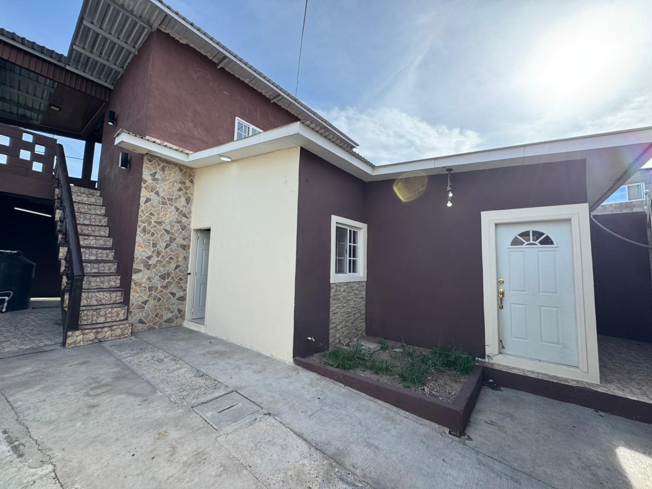 Venta de casa en Residencial Altiplano, Cerro Grande, Tegucigalpa
