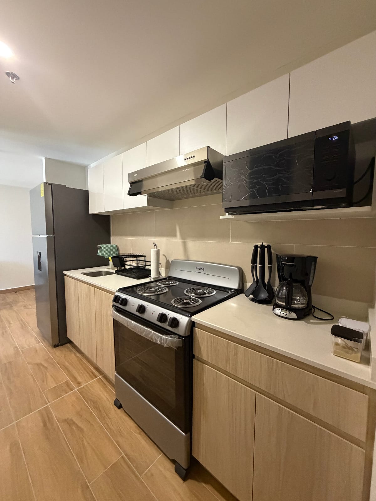 Renta de apartamento amueblado en Torre Atlas, Tegucigalpa