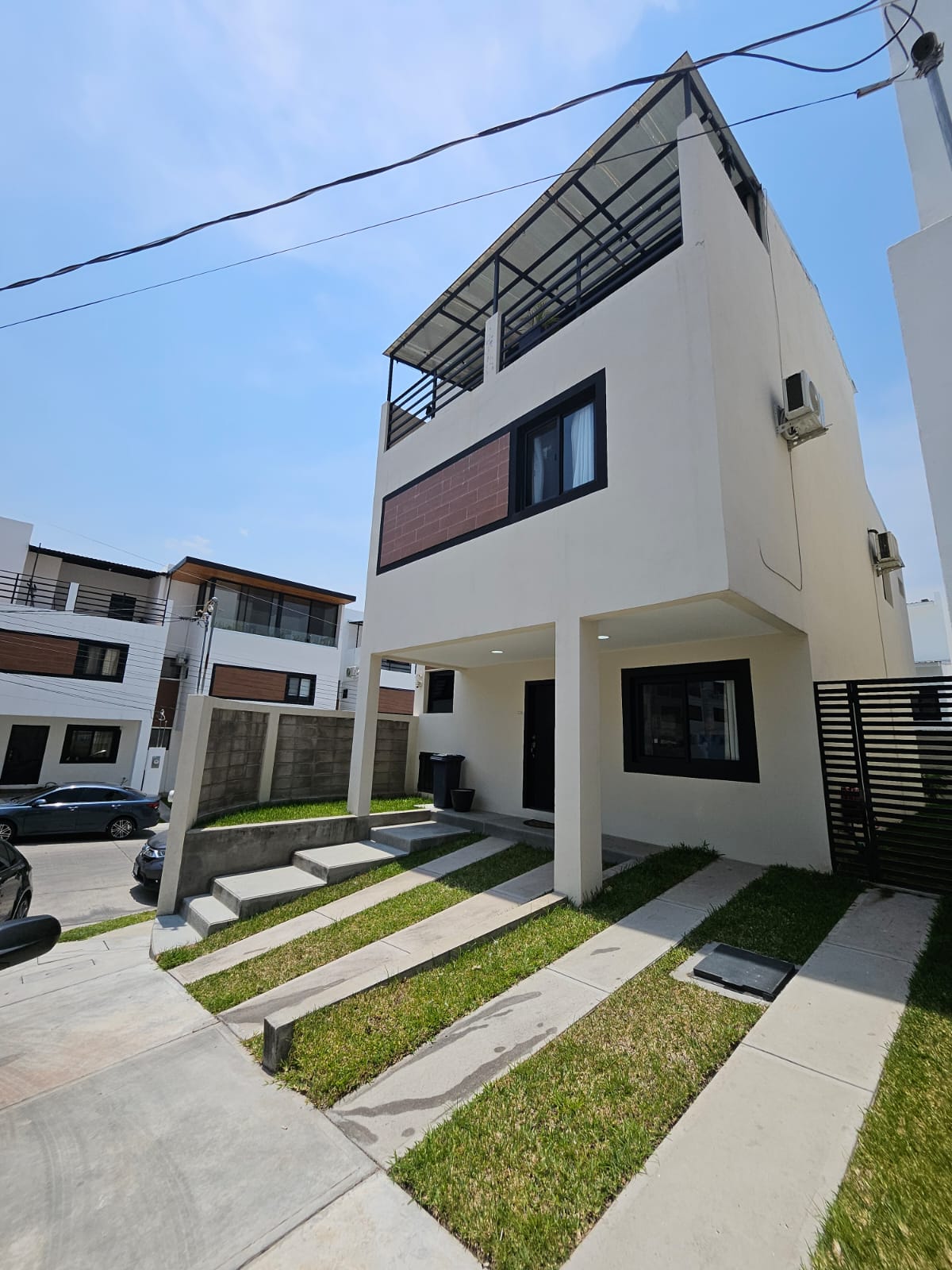Alquiler de casa en Residencial Pacific Hills, Las Hadas, Tegucigalpa