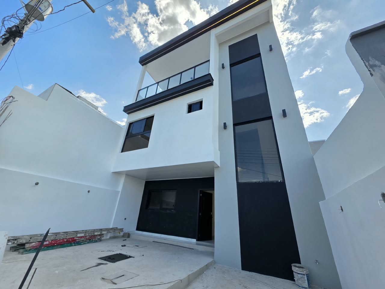 Venta de casa a estrenar en Residencial Villa Toscana, Tegucigalpa