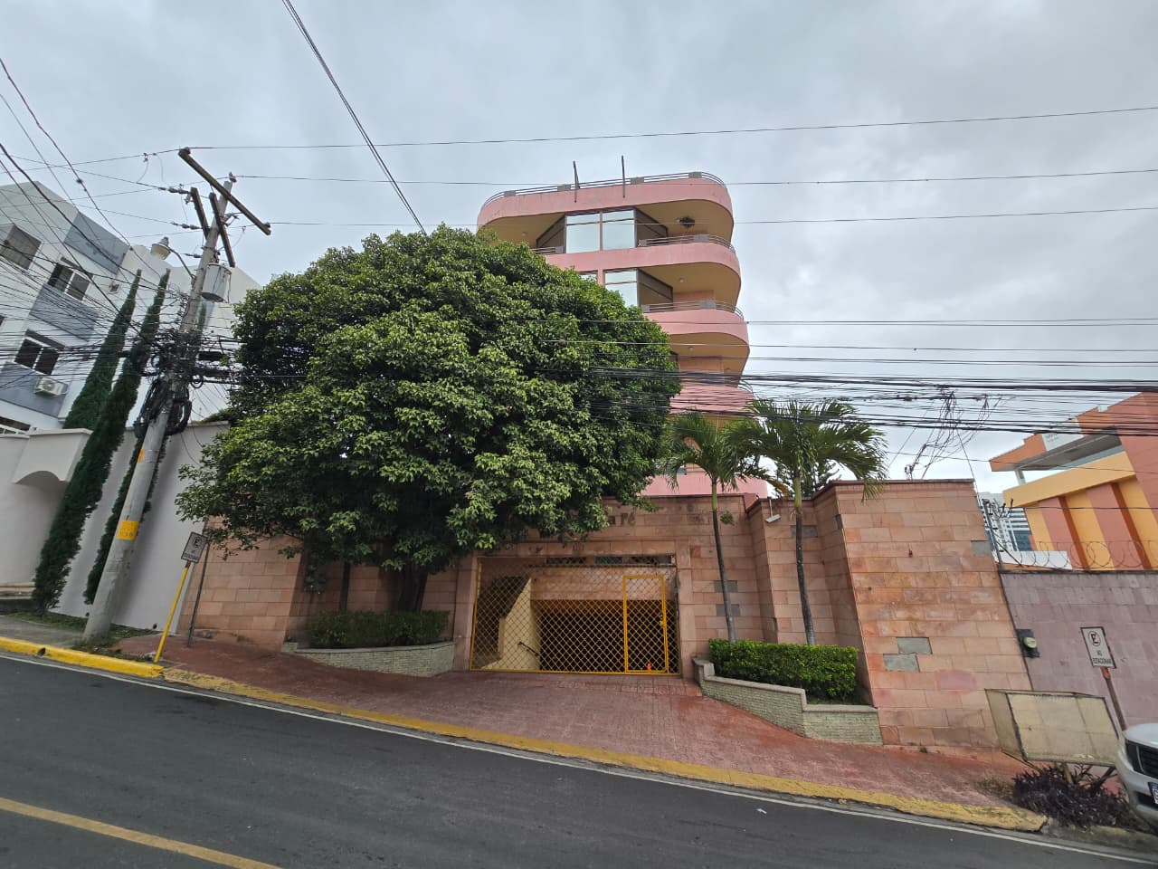 Alquiler Apartamento Amueblado Condominios La Fe