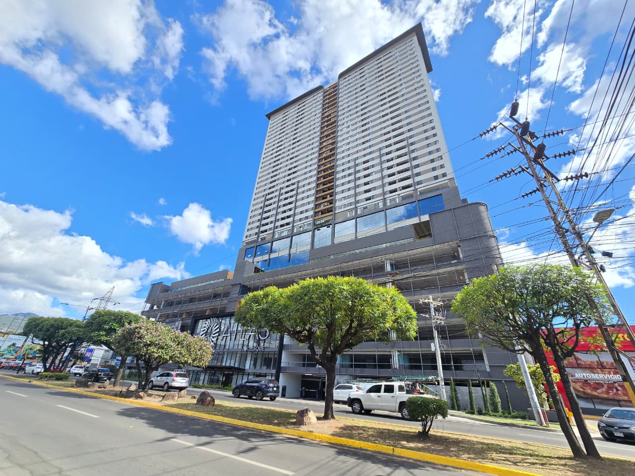 Alquiler de apartamento amueblado en Torre Atlas Piso 26