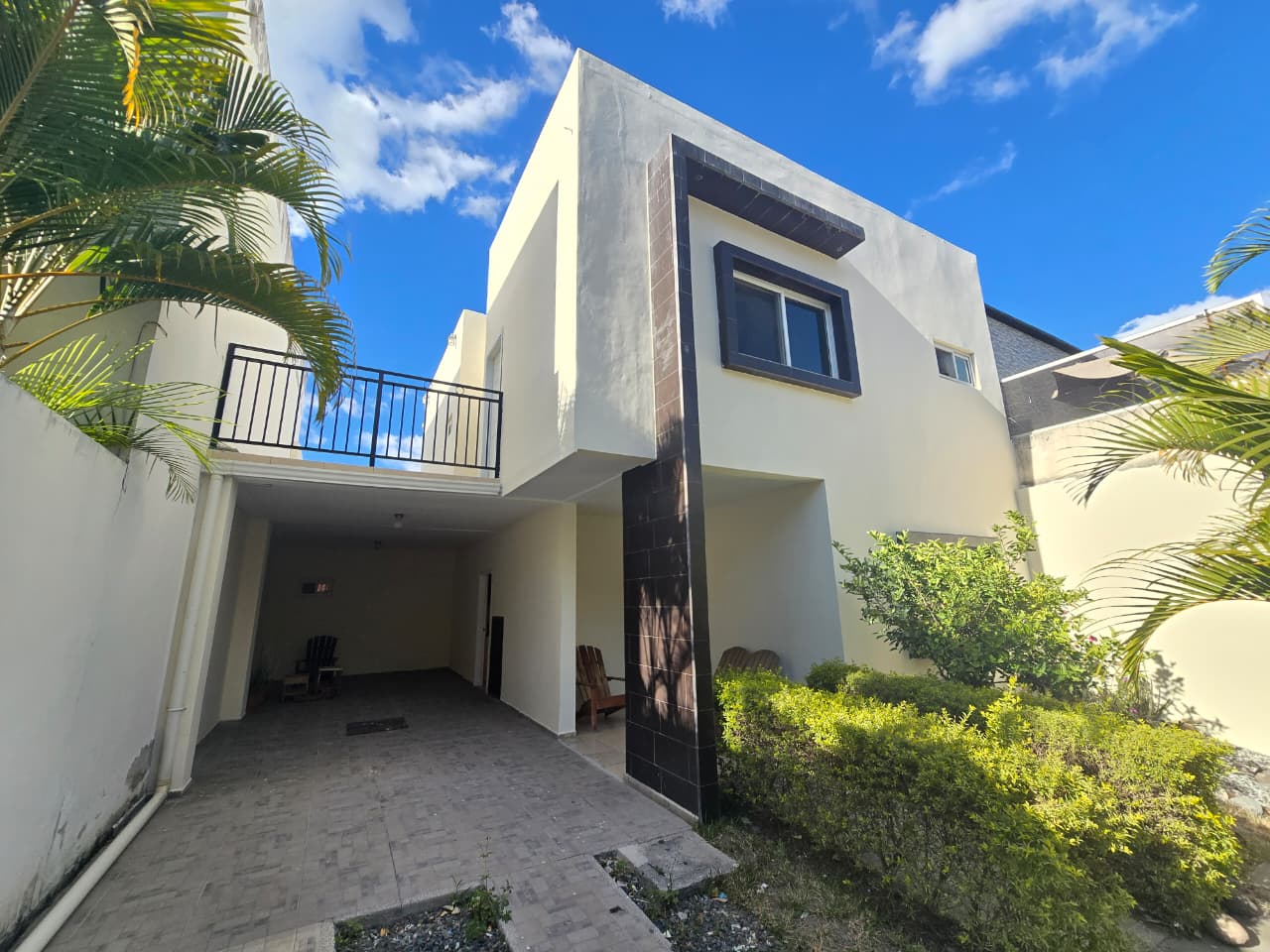 Venta de bella casa en Residencial Agua Dulce, Las Hadas