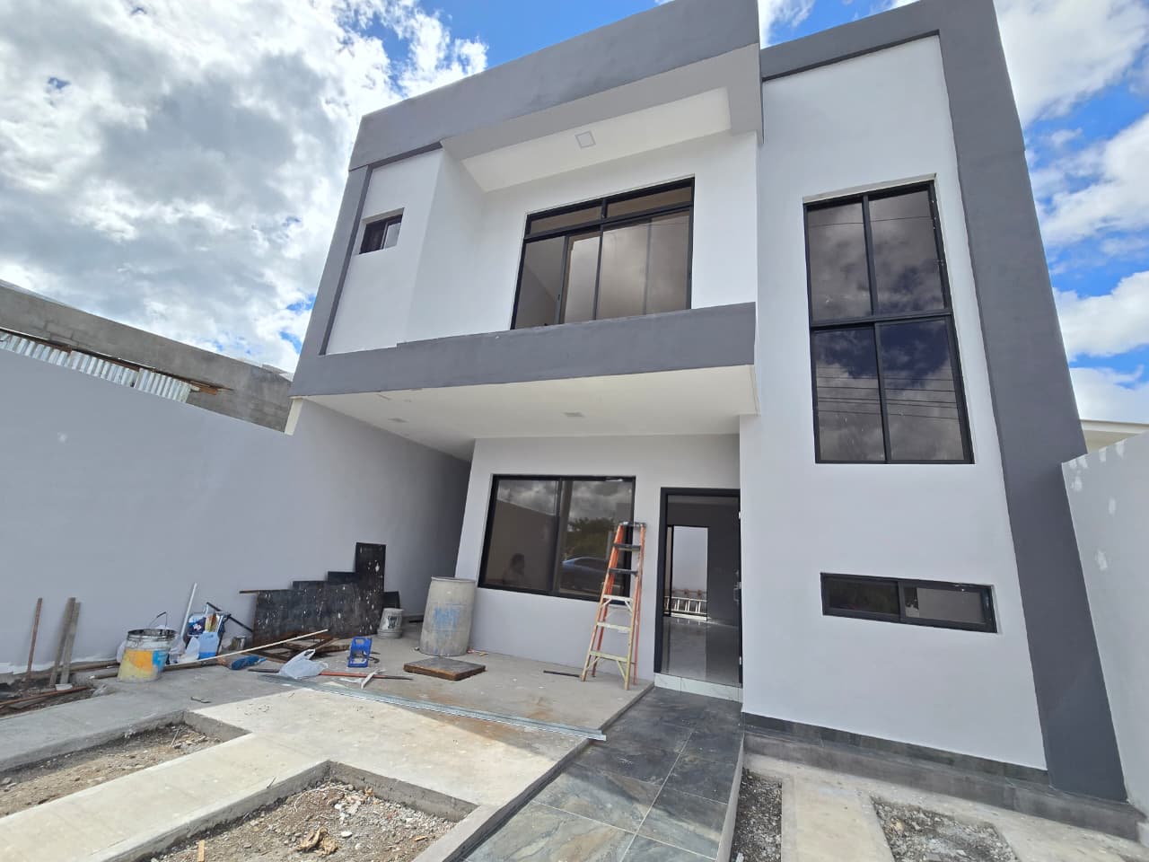 Venta de casa nueva en Residencial Villa Toscana