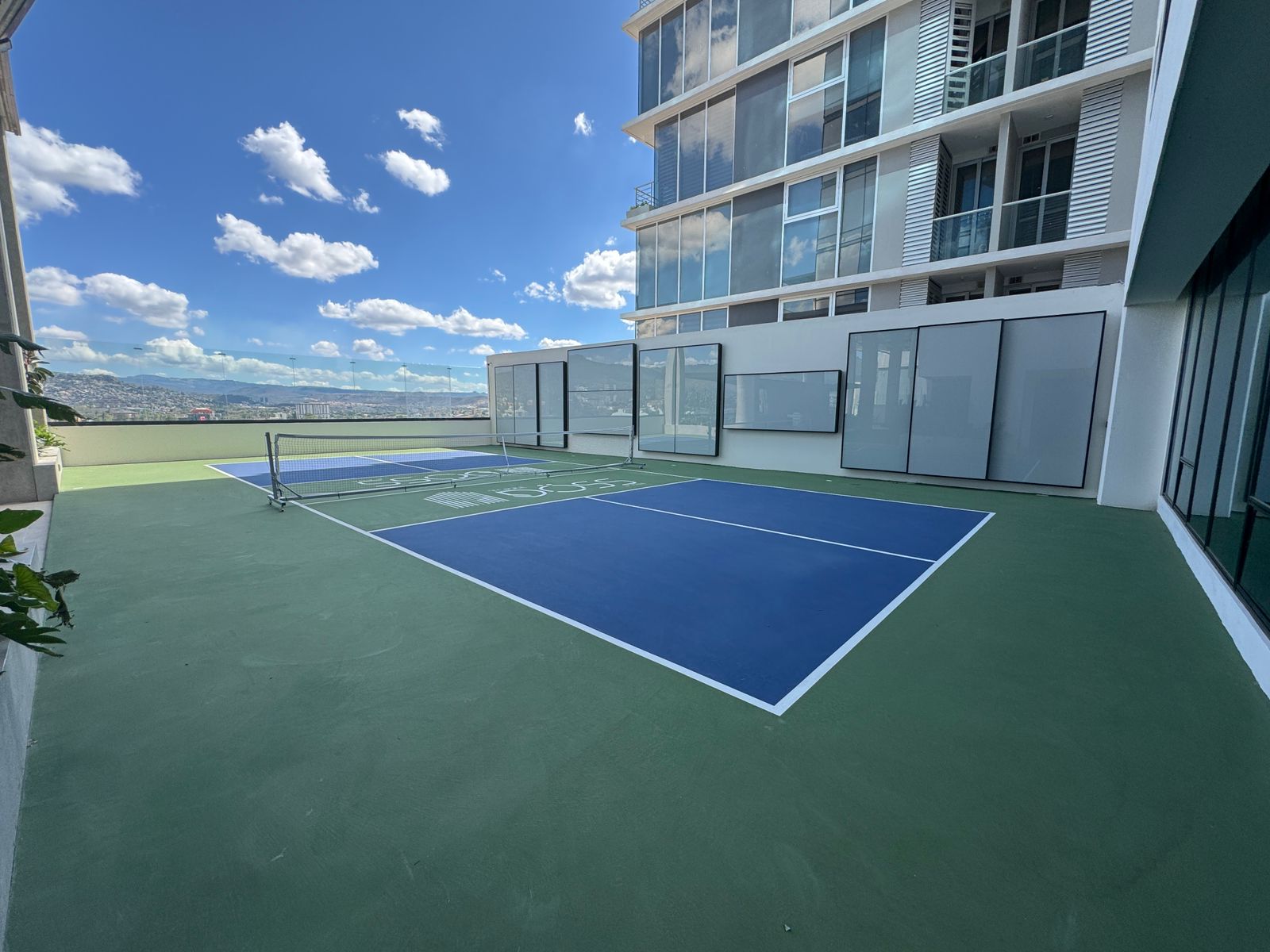 Renta de apartamento amueblado en Torre DOSS