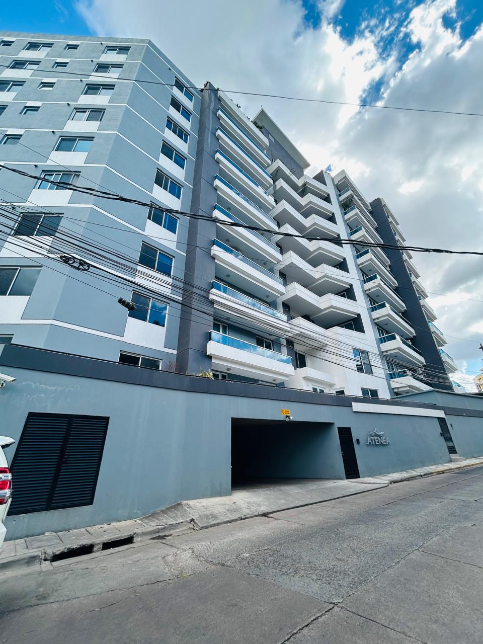 Renta de apartamento amueblado en Torre Atenea